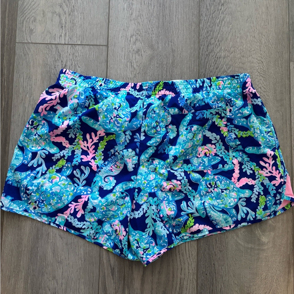 Lilly Pulitzer Luxletic Shorts - Picture 3 of 3